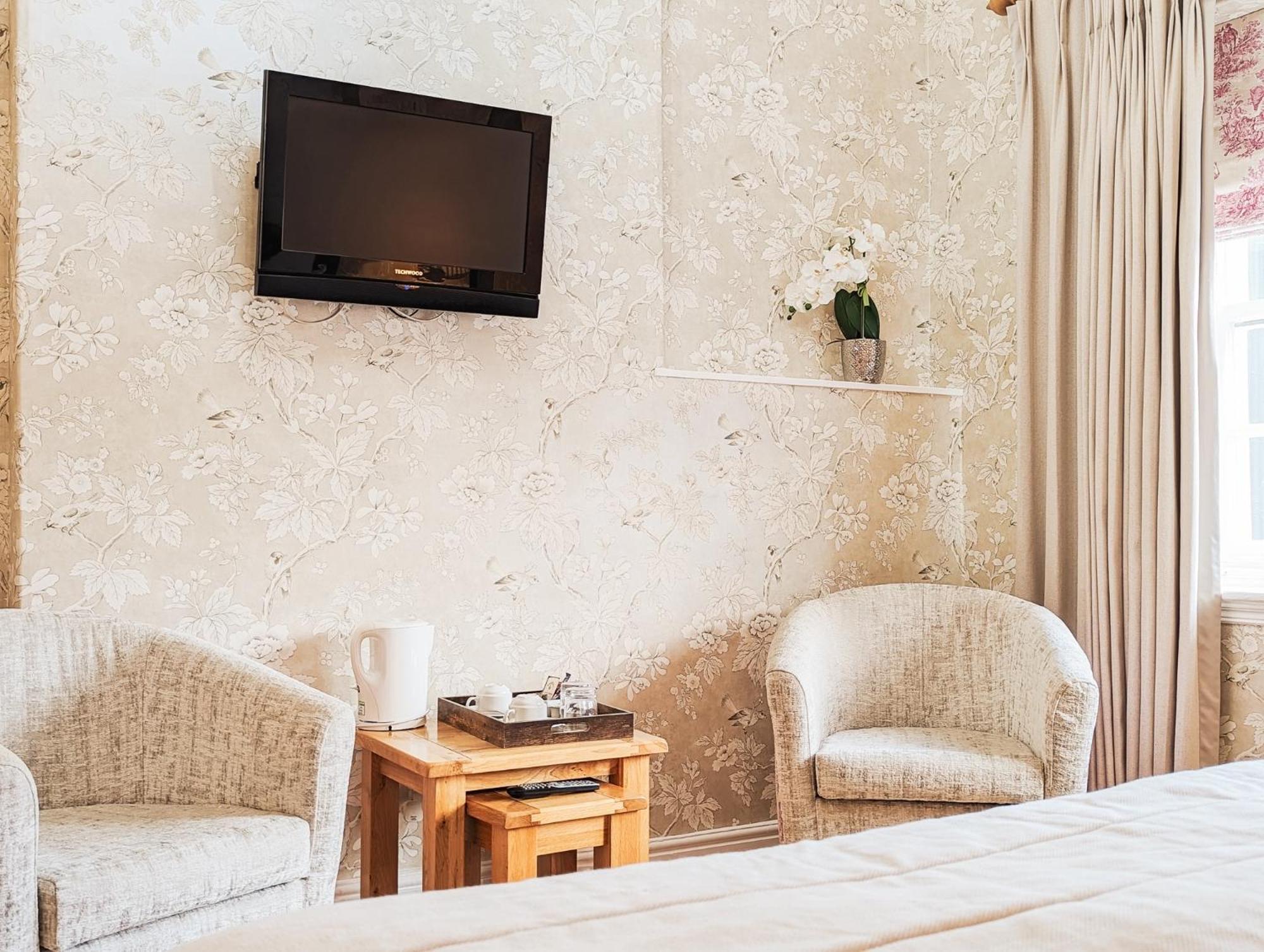 Three Salmons Hotel 우스크 외부 사진