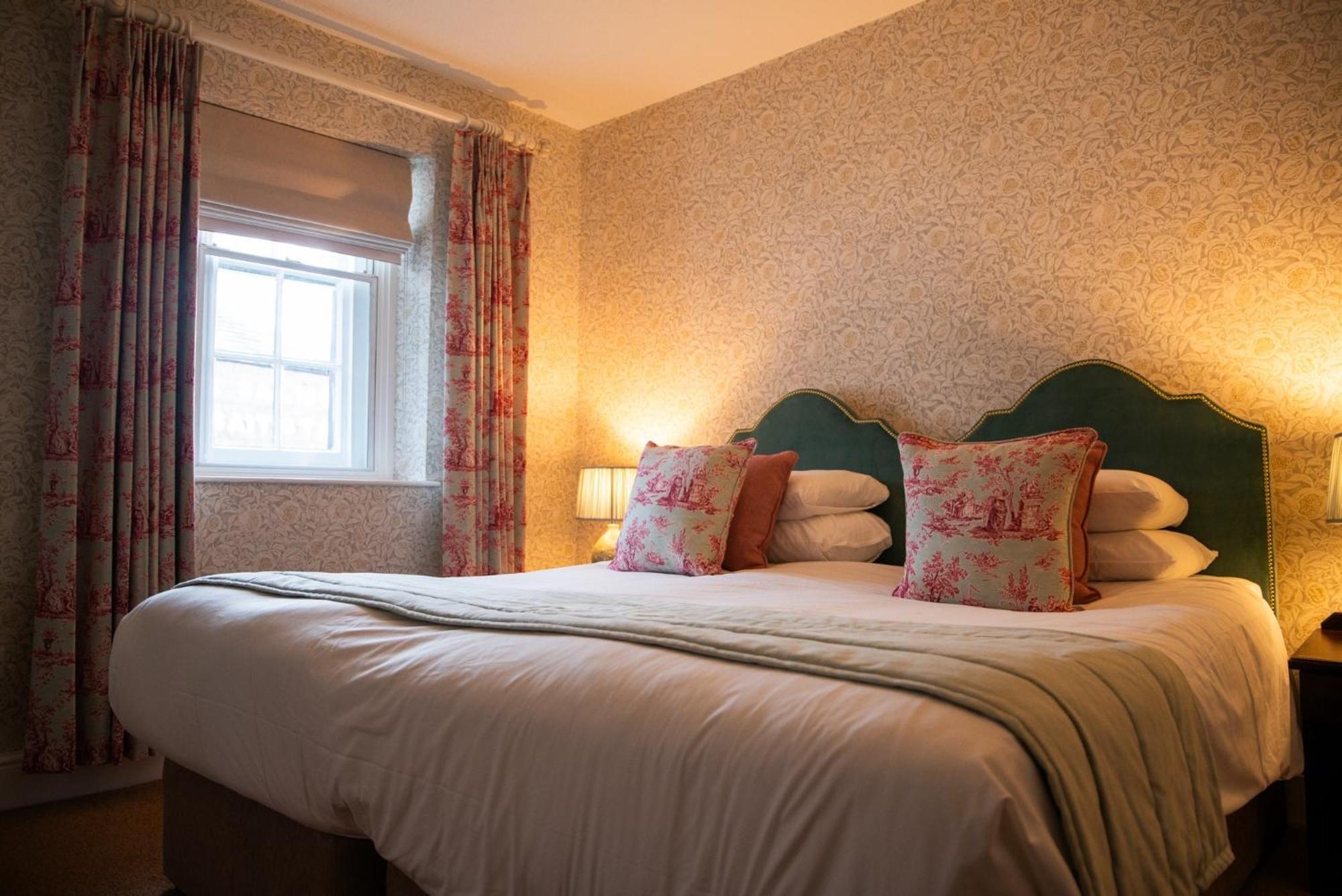 Three Salmons Hotel 우스크 외부 사진