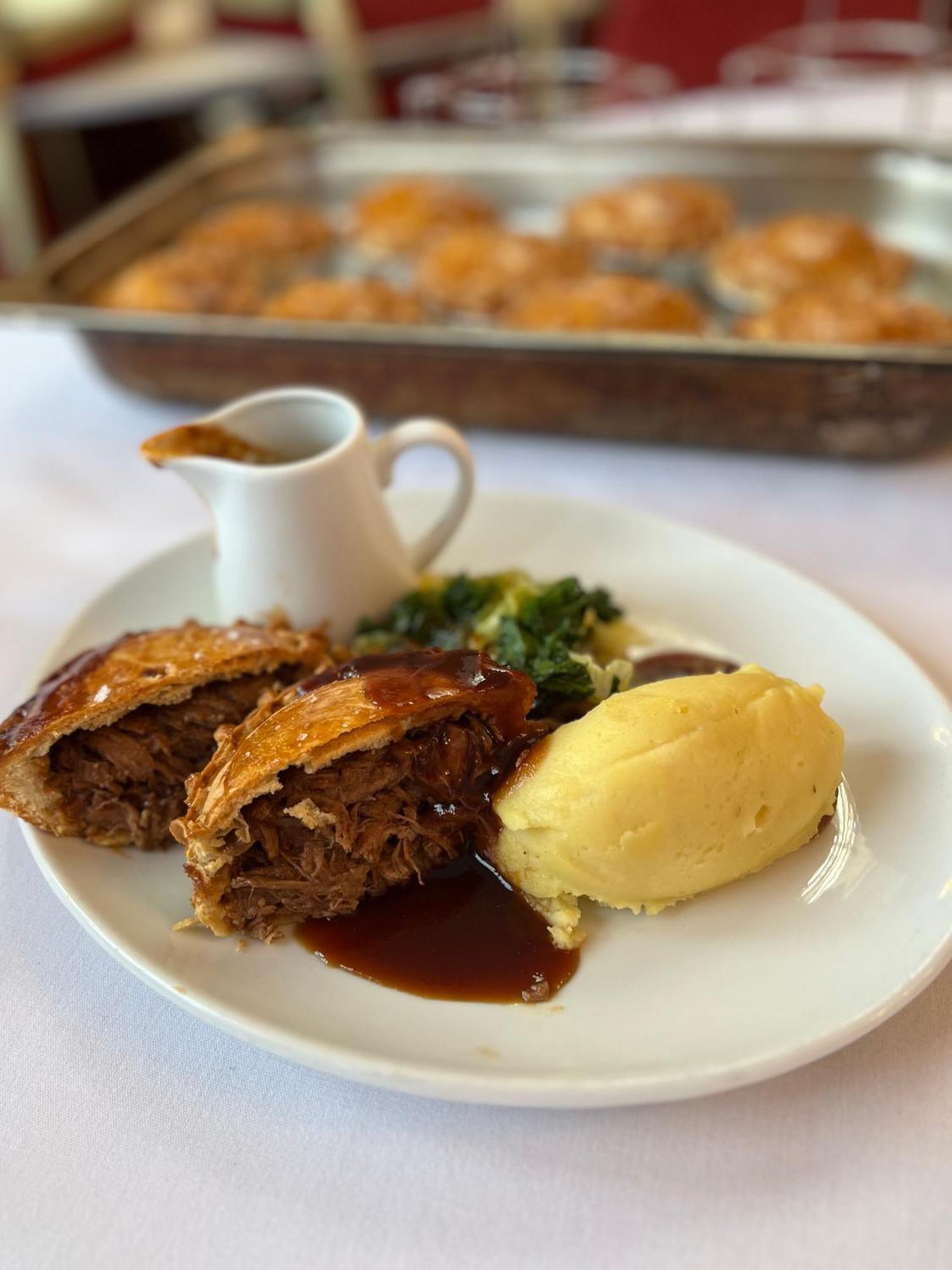 Three Salmons Hotel 우스크 외부 사진