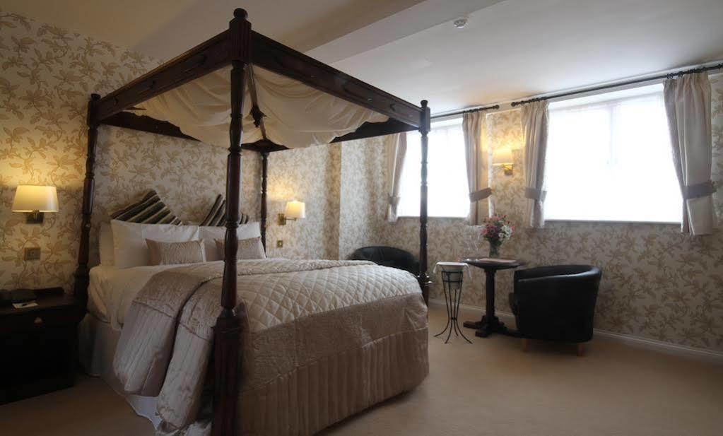Three Salmons Hotel 우스크 외부 사진