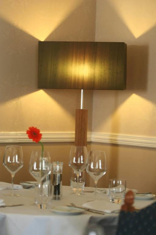 Three Salmons Hotel 우스크 외부 사진