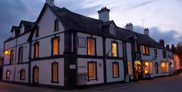 Three Salmons Hotel 우스크 외부 사진