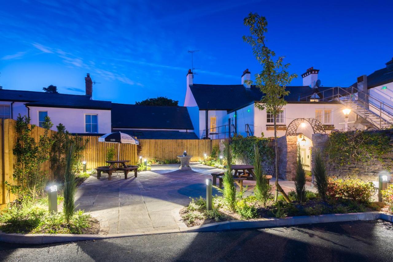 Three Salmons Hotel 우스크 외부 사진